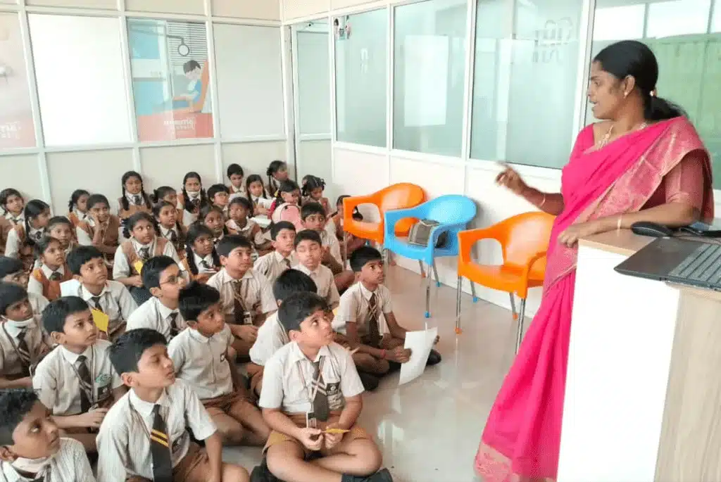 The Role of Active Listening Skills in Fostering Students’ Career Growth